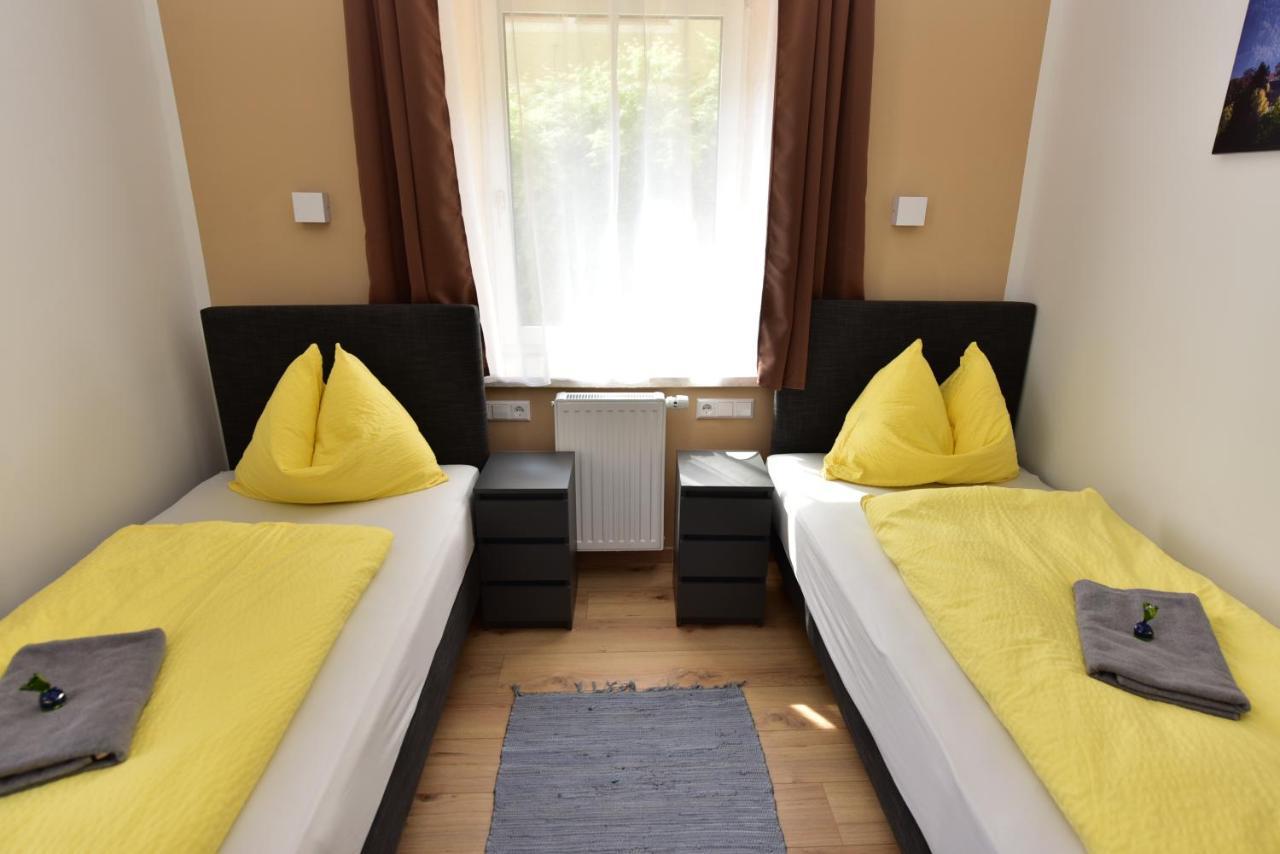 Ferienwohnungen Und Zimmer Yassi Spielberg Bei Knittelfeld Exterior photo